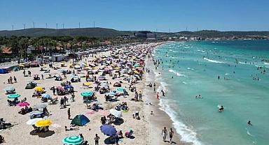 Çeşme güvende! Turizm işletmeleri tam kapasite hizmet vermeye devam ediyor