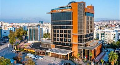 Antalya'daki 5 yıldızlı Sky Business Hotel icradan satışa çıktı!