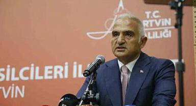 Bakan Ersoy'dan yıl sonu turizm hedefi ile ilgili önemli açıklama!