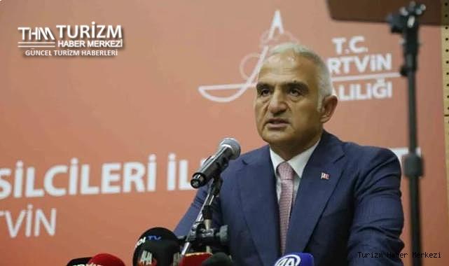 Bakan Ersoy'dan yıl sonu turizm hedefi ile ilgili önemli açıklama!