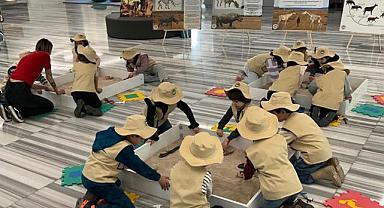  Çocuklar ara tatili CSO Ada Ankara'da sanatla geçirecek