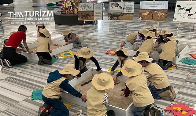  Çocuklar ara tatili CSO Ada Ankara'da sanatla geçirecek