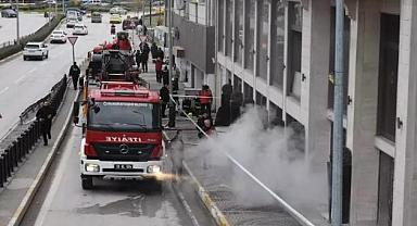 Balıkesir'deki otelde patlama sonrası yangın!