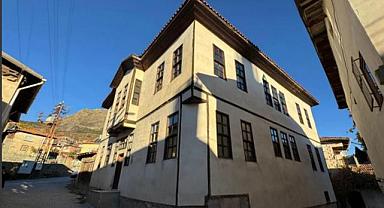 Tarihi Fazlalar Konağı otel oluyor!