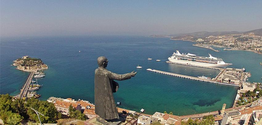 Belediye Başkanı açıkladı! Kuşadası'ndaki otel çalışanında korona tespit edildi