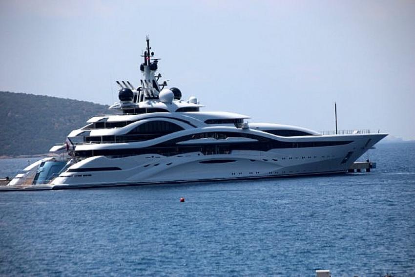 Katar Emiri'nin yüzen sarayı Bodrum'da