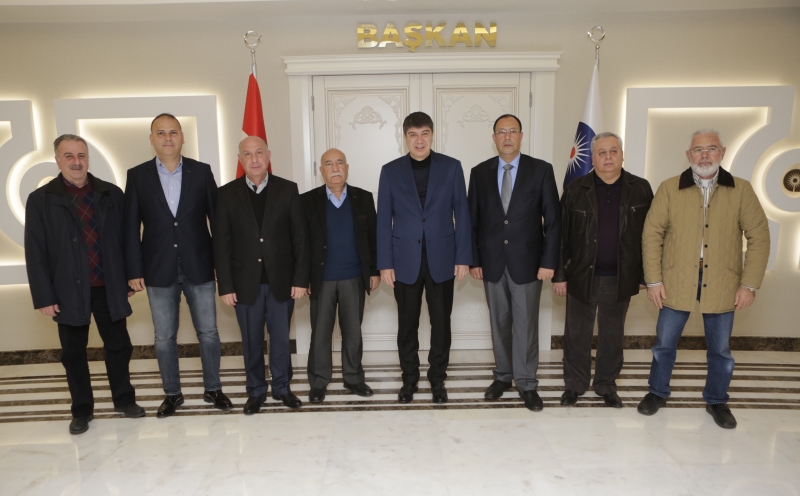 Alanyaʹlı turizmcilerden Türelʹe ziyaret