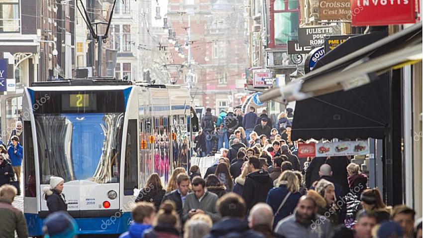 Kente gelen turist sayısını azaltmak için ek vergi koydular!