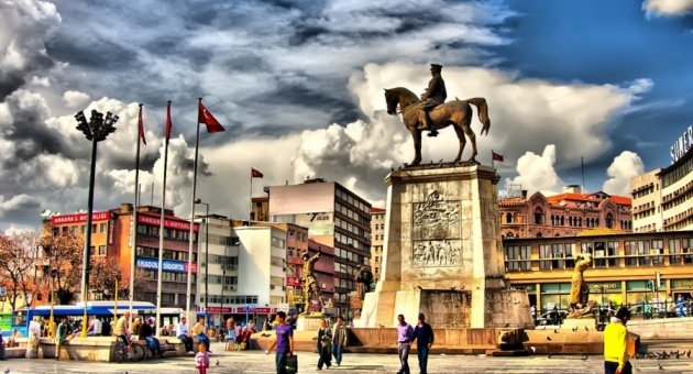 Ankaralı turizmcilerden markalara ʹʹUlusʹa gelinʹʹ çağrısı