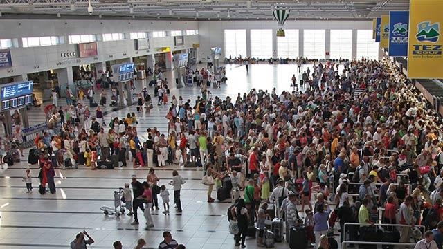 Antalya yabancı turist sayısında 11 milyonu aştı