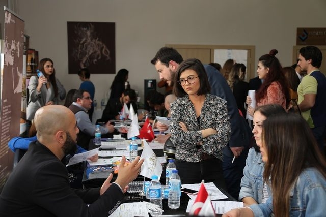 AÜ Turizm Fakültesi Kariyer Günü’ne yoğun ilgi