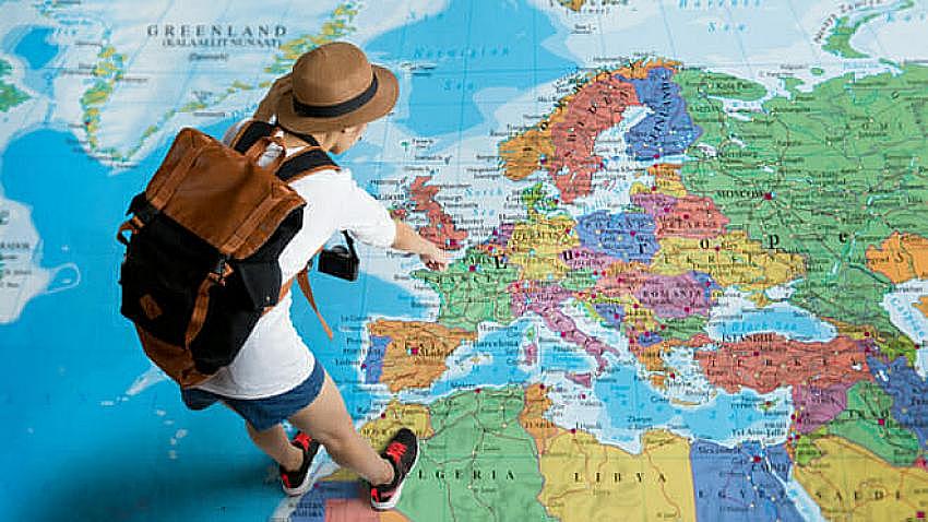 Avrupalı bakanlardan peş peşe tatil ve rezervasyon açıklaması