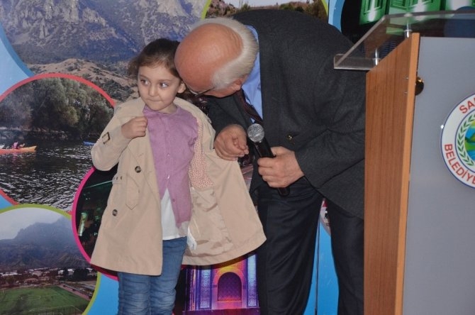 Bakan Avcıʹya sürpriz konuk