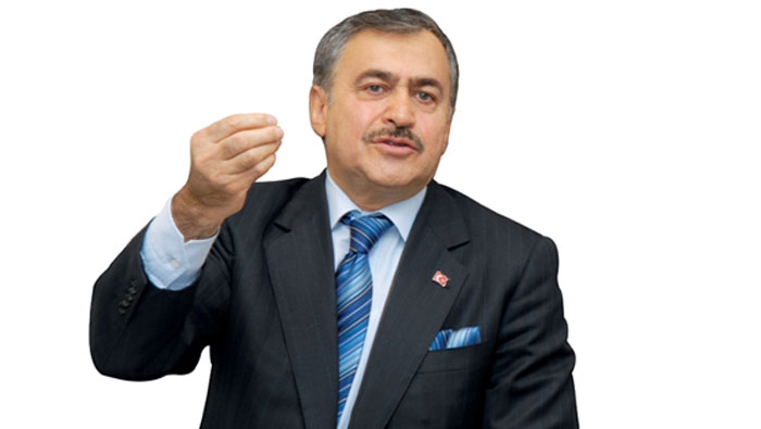 Bakan Eroğlu: ʹʹYollar Afyon kaymağı gibi, dünyada cenneti görmek isteyen buraya gelsinʹʹ