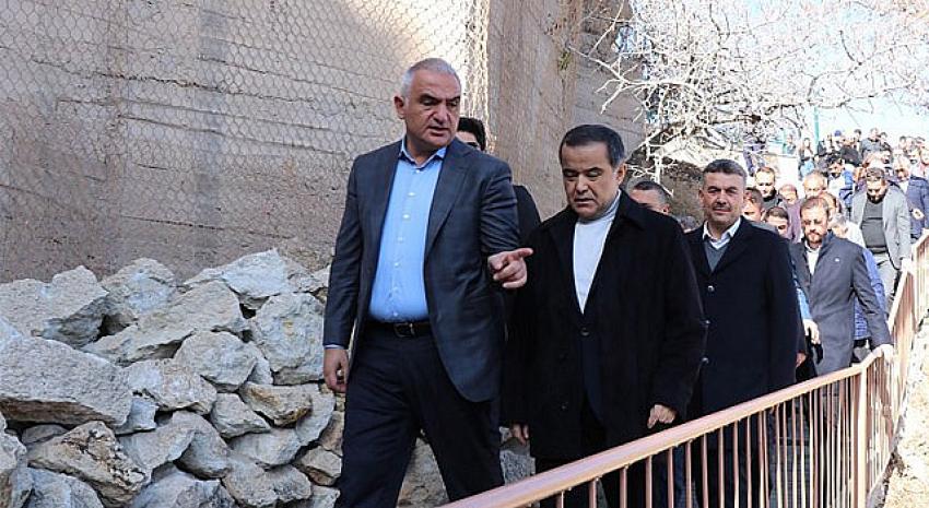 Bakan Ersoy: ''Bin 144 define izni vermişiz, hiçbirinde bir şey bulunmamış''