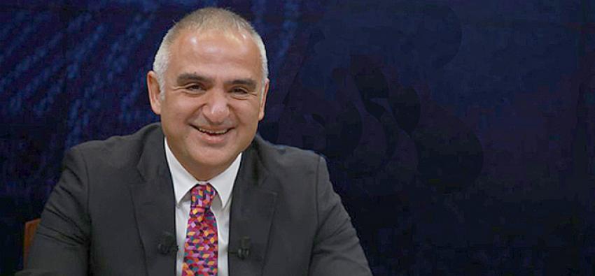 Bakan Ersoy 60 ülkenin büyükelçilerini Antalya'da ağırlayacak