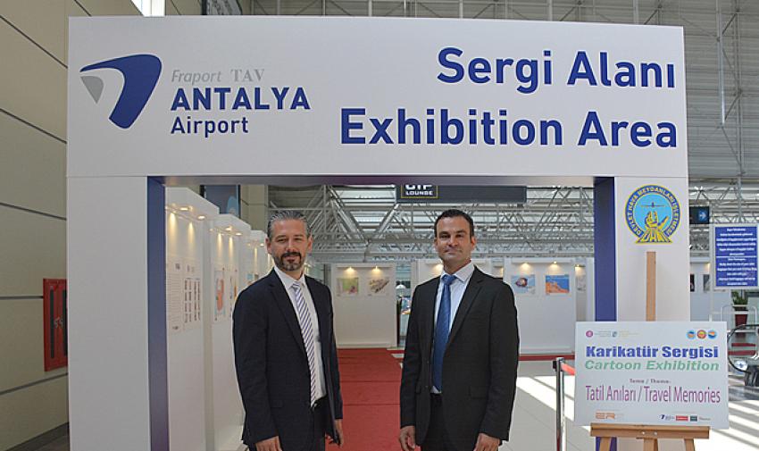 Tatil anıları yarışmasında dereceye giren eserler Fraport TAV Antalya Havalimanı'nda sergileniyor