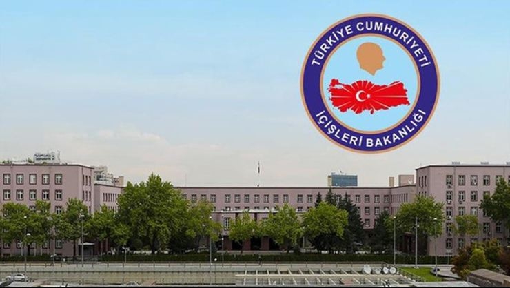 Belediye başkanlarının yurt dışına çıkışta izin şartı kaldırıldı