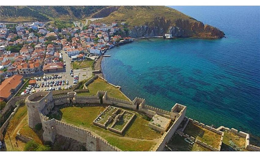 Bozcaada'daki konaklama tesislerinin açılış tarihi ile ilgili flaş karar