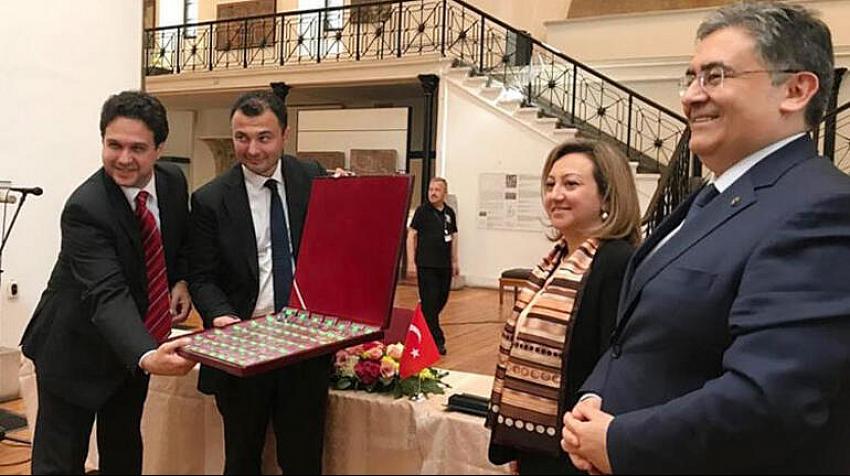 Bulgaristan'a kaçırılırken yakalanmıştı! Bakan Yardımcısı Yavuz teslim aldı