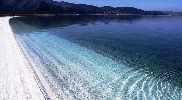Burdur Valisi: ʹʹSalda Gölü turizme açılmalıʹʹ