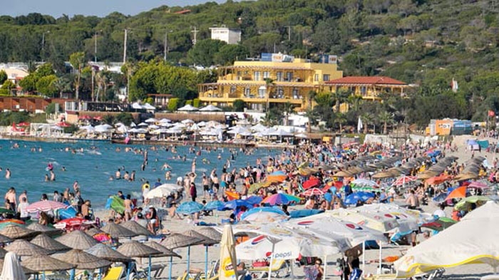 Çeşmeli turizmciler: ʹʹNe olur gelmeyinʹʹ