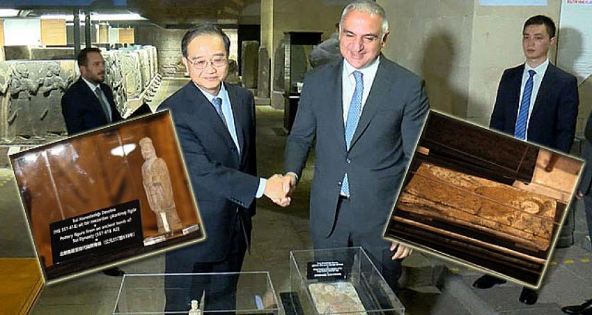 Çin'e ait kültür varlıkları Bakan Ersoy tarafından iade edildi