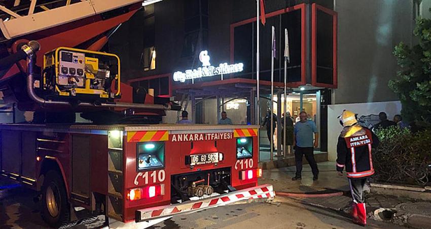 Ankara City Hotel'de yangın! Pencereye çıkıp çığlık attılar