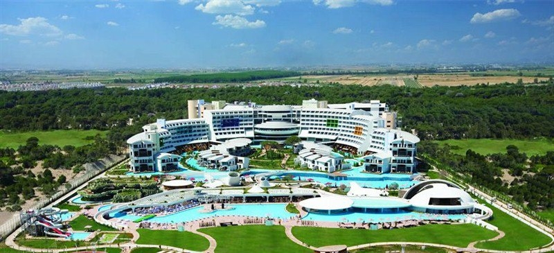 Cornelia Diamond Golf Resort Spa ödüle doymuyor