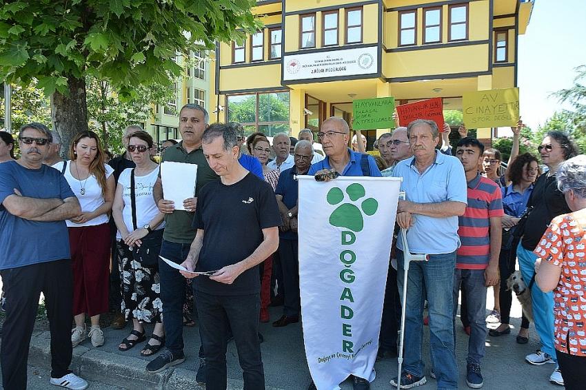 DOĞADER'den turizm için geyiklerin ihaleye çıkmasına tepki