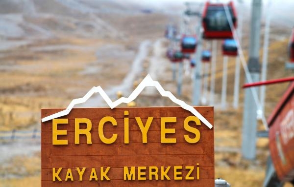 Erciyes Kayak Merkezi sezona hazır
