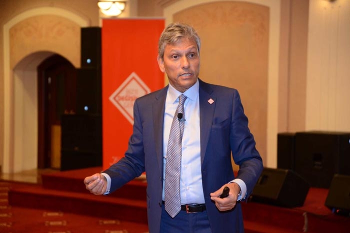Firuz Bağlıkaya; ʹʹMesleğinizi değil başkanınızı değiştirinʹʹ