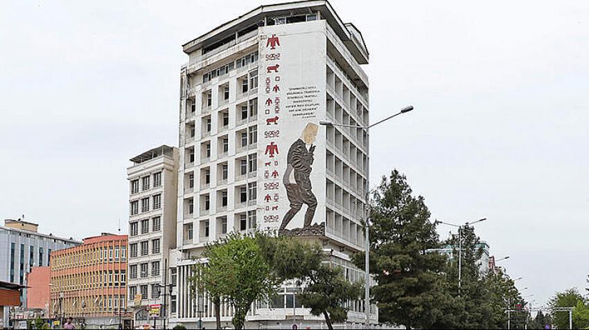 Otel olarak açılmıştı! Güneydoğu'nun gökdeleni için yıkım kararı