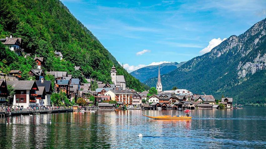 Masal kasabası Hallstatt turist sayısını azaltmak için önlem alıyor