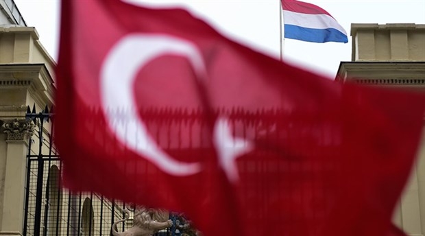 Hollanda Türkiye Büyükelçisi’ni geri çekti