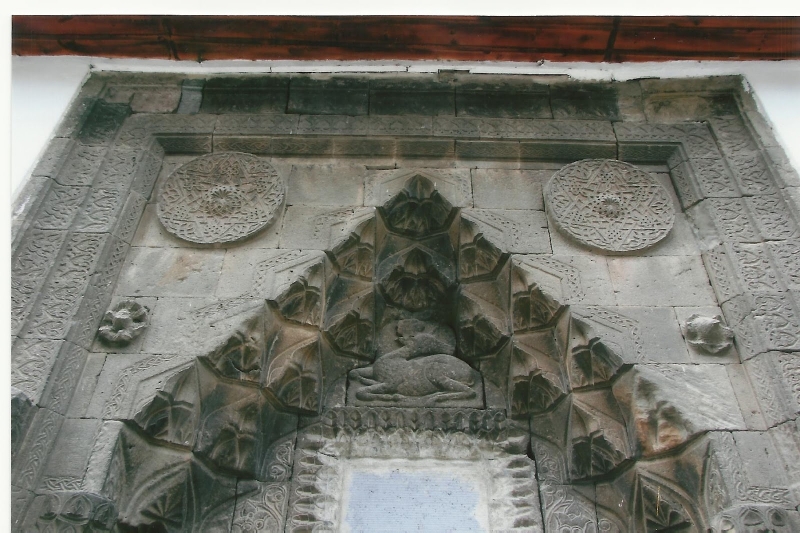 İlhanlılarʹdan günümüze gelen camii