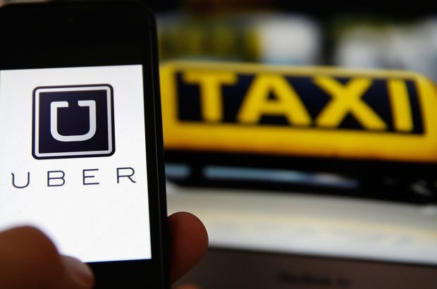 İstanbul Havalimanı’nda taksiciler UBER’ciye saldırdı