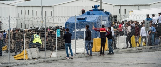 İstanbul Yeni Havalimanıʹnda eylem yapan işçiler adliyede! 28 kişiye tutuklama talebi