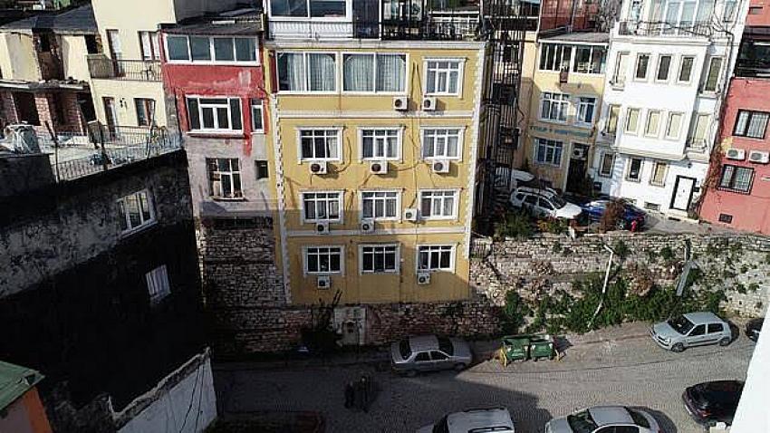 İstanbul'da tarih katliamı! Surların üzerine 5 katlı otel