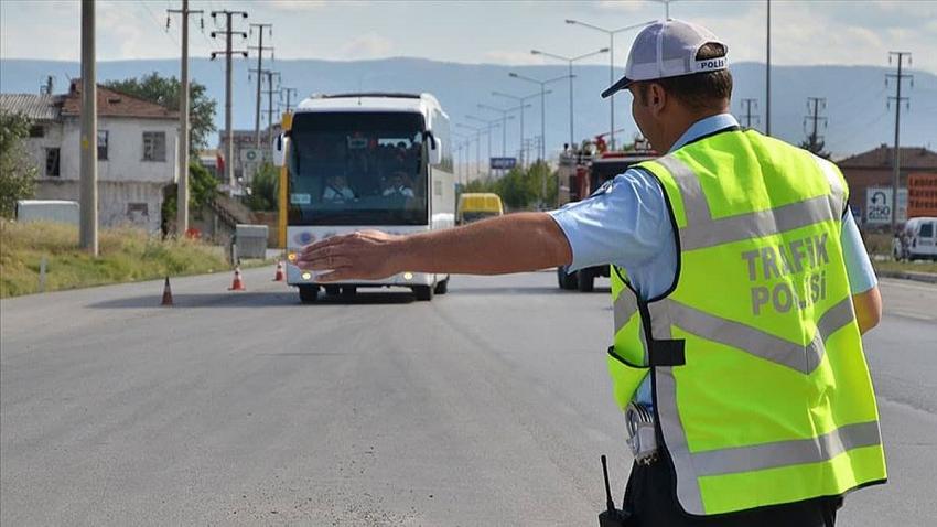 İstanbul'dan Van'a giden otobüste 4 koronavirüslü yolcu çıktı