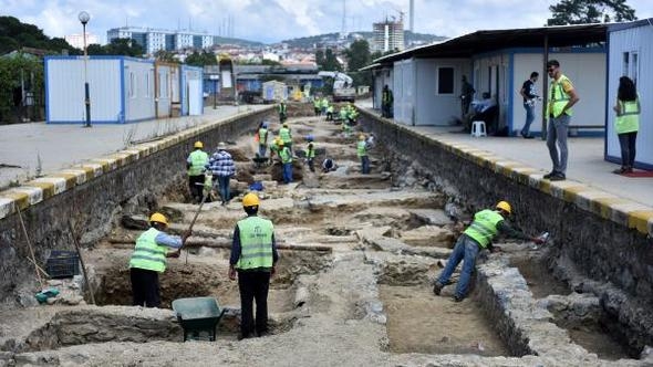 İşte Haydarpaşa Garıʹndan çıkan tarihi kalıntılar