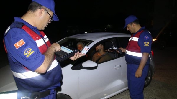 Jandarma turizm bölgelerinde huzur operasyonu yaptı