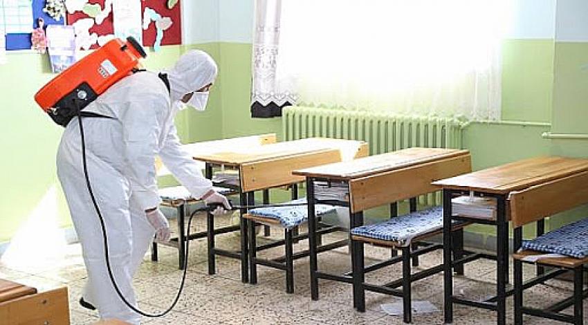Bilim Kurulu: ''Okulların kapalı kalma süresi uzayabilir''