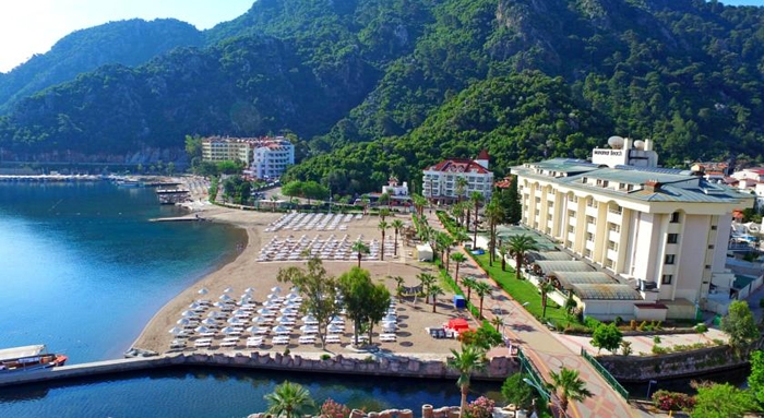 Katarlı şeyhin Marmarisʹteki oteli çürümeye terk edildi