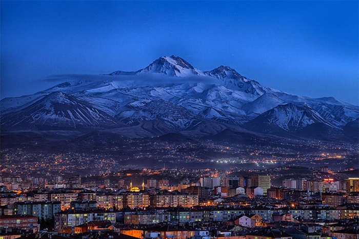 Kayseri ve Kapadokya’dan turist ortaklığı! Sabah Kapadokya’da balon, öğlen Kayseri’de kayak