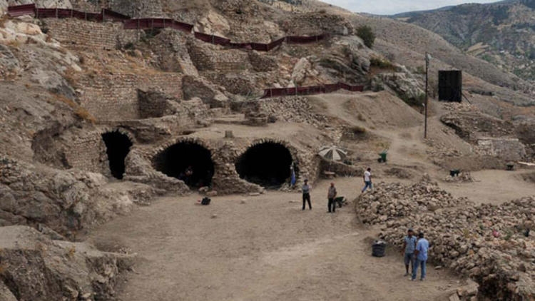 Kont Draculaʹnın Tokatʹta esir tutulduğu kale turizme kazandırılıyor
