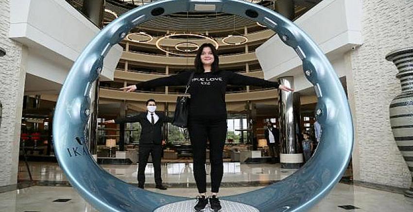 İşte yeni dönemde otellerde turistler için alınan önlemler