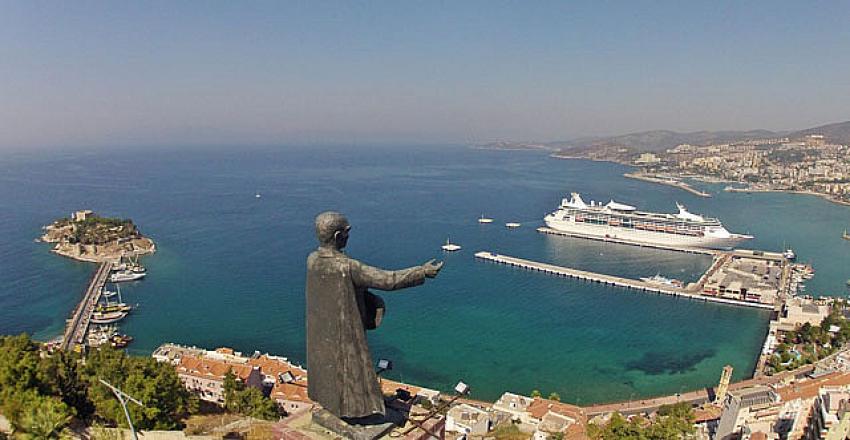 Kuşadası'ndan İtalya'ya turizm köprüsü