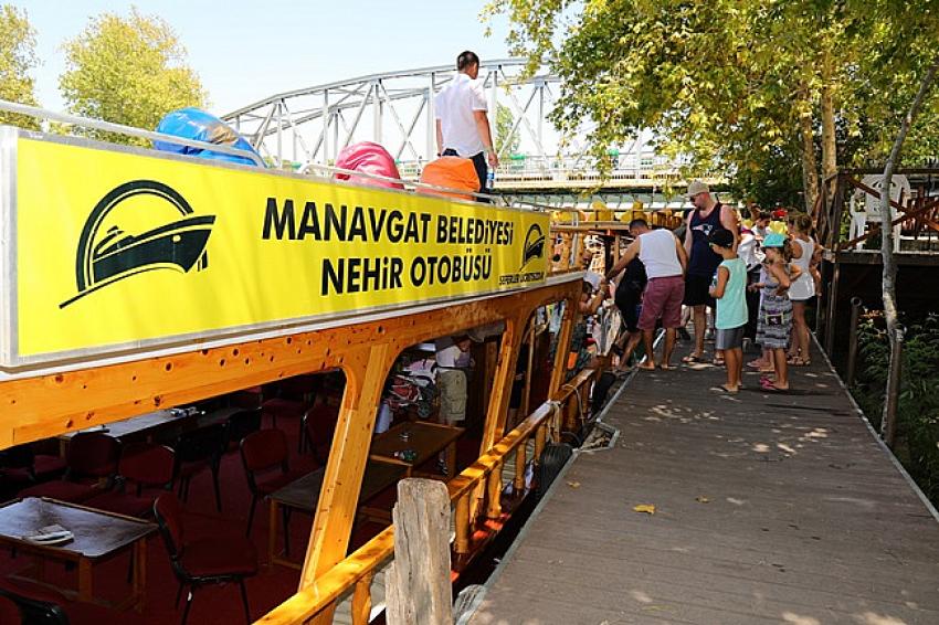 Manavgat Belediyesi'nden ücretsiz Nehir Otobüsü