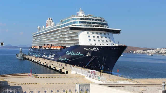 Mein Schiff 4, 4 bin yolcusuyla Bodrumʹda